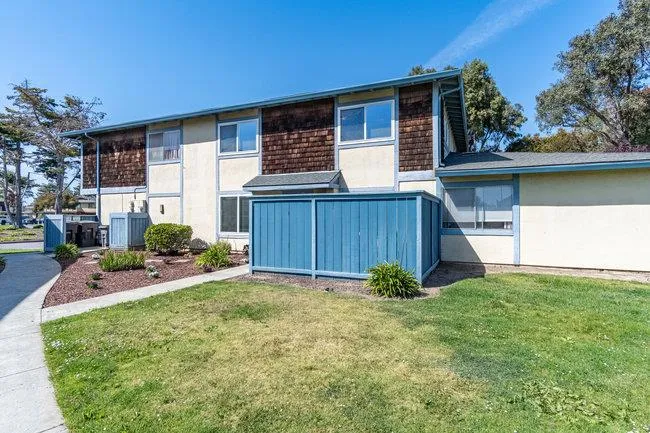 1883 Cherokee Drive 3, Salinas, California 93906