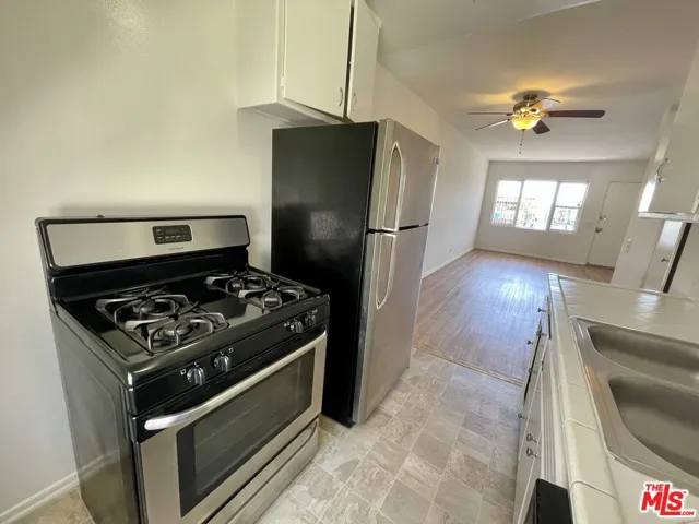 10303 Palms Boulevard 6, Los Angeles, California 90034