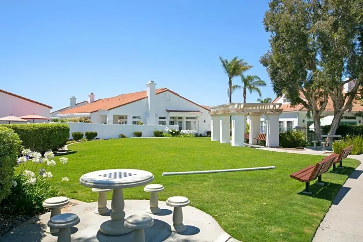 3325 Genoa Way 104, Oceanside, California 92056