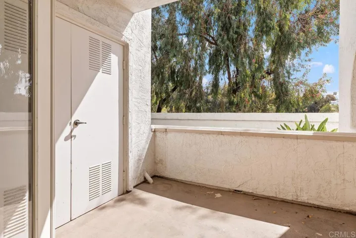 3325 Genoa Way 104, Oceanside, California 92056