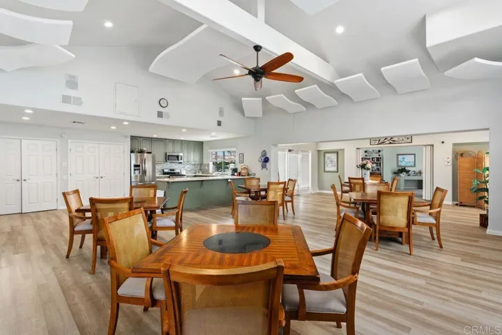 3325 Genoa Way 104, Oceanside, California 92056
