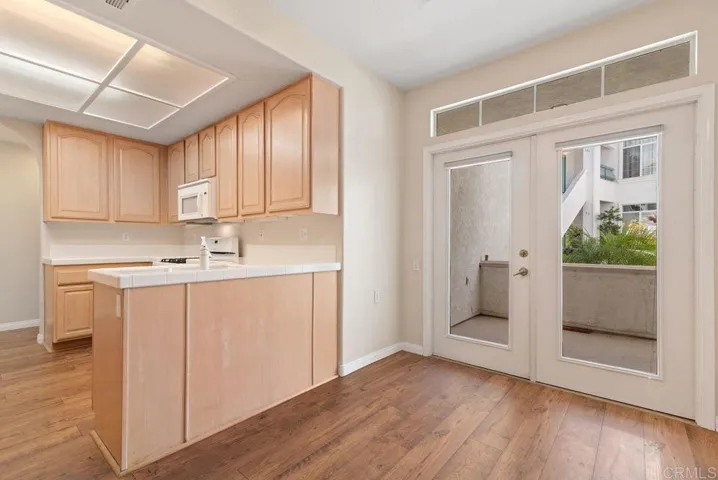 3325 Genoa Way 104, Oceanside, California 92056