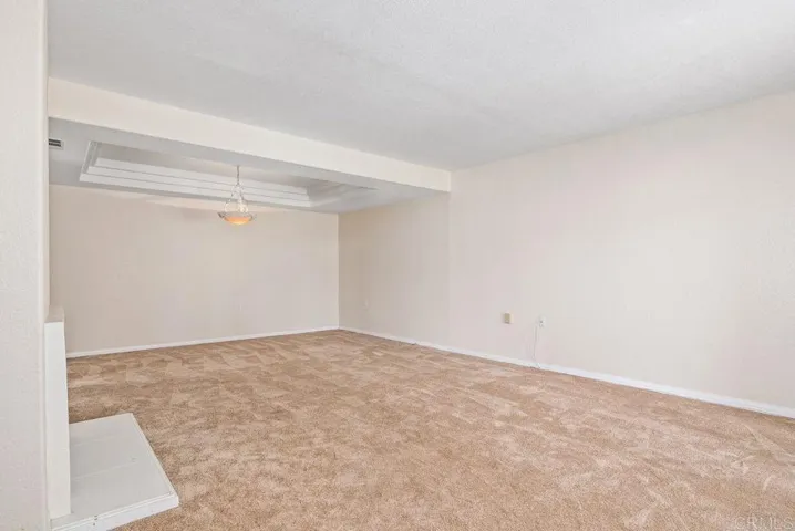 3325 Genoa Way 104, Oceanside, California 92056