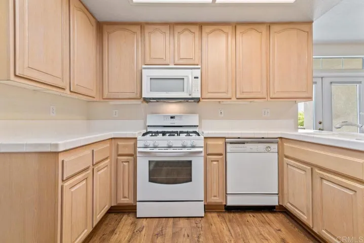3325 Genoa Way 104, Oceanside, California 92056