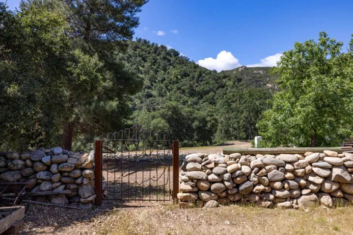 47291 Arroyo Seco Road, Greenfield, California 93927