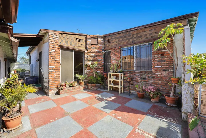 Patio off family room