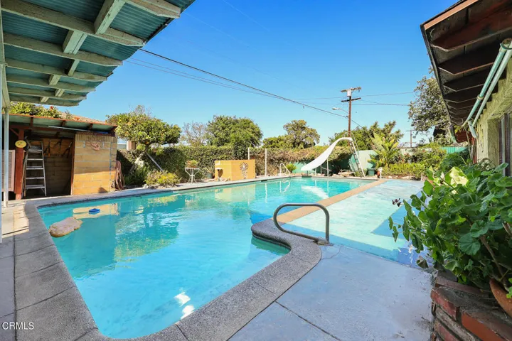 pool area