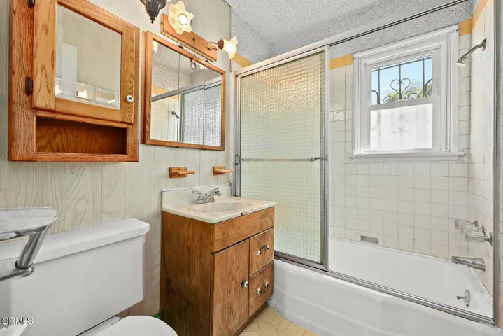 Full Bath