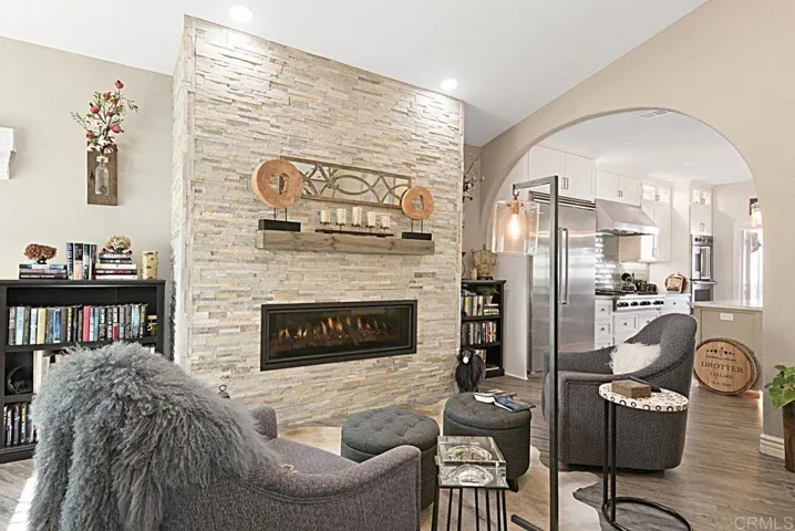 4962 Lerkas Way, Oceanside, California 92056