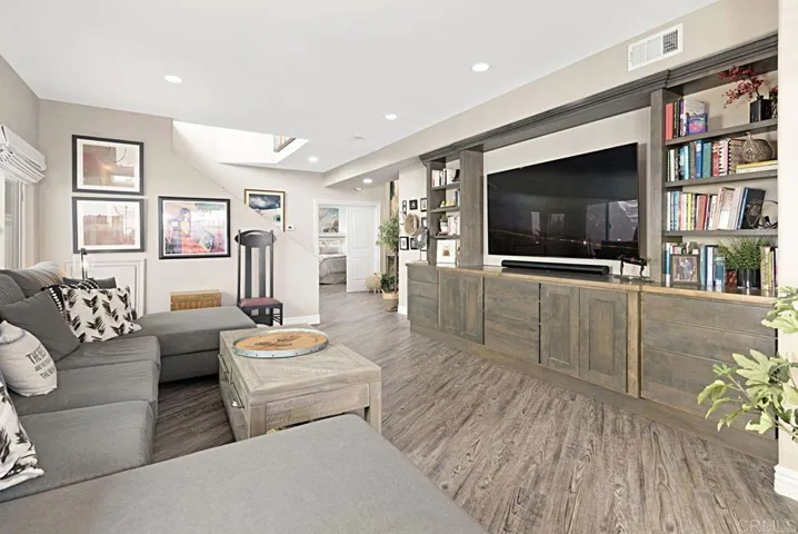 4962 Lerkas Way, Oceanside, California 92056