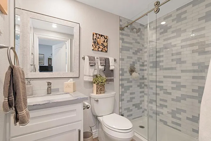 4962 Lerkas Way, Oceanside, California 92056