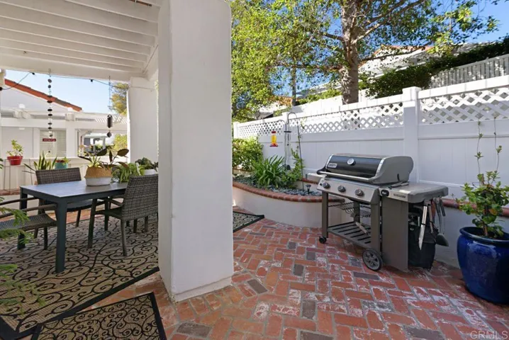 4962 Lerkas Way, Oceanside, California 92056