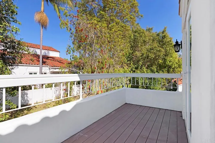 4962 Lerkas Way, Oceanside, California 92056
