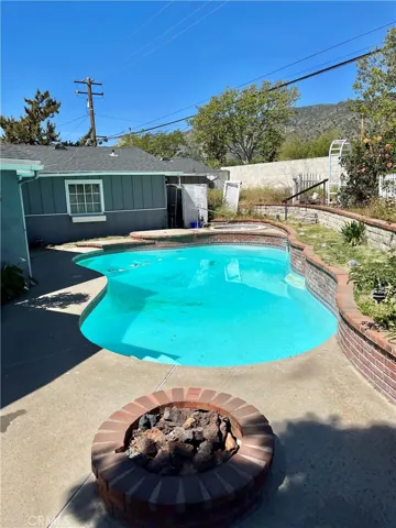656 Crestview Drive, Glendora, California 91741