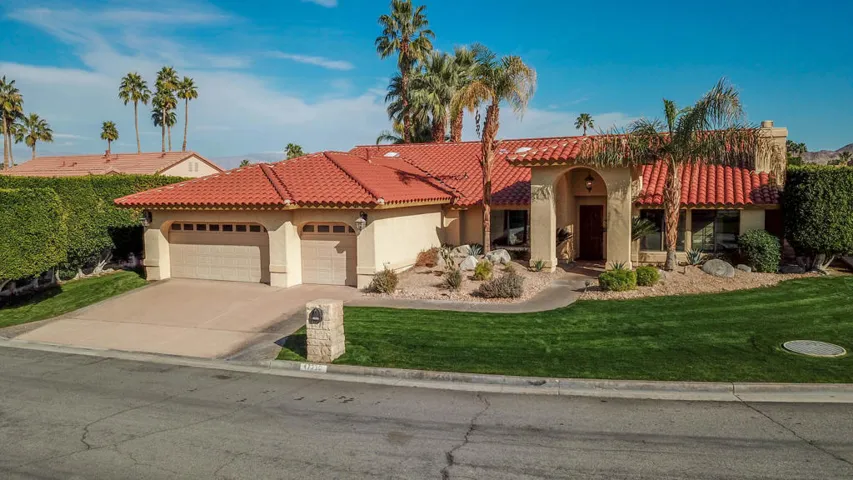 Fantastic curb appeal