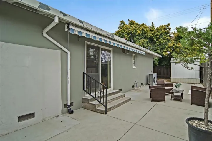 2204 Monterey Avenue, Santa Clara, California 95051