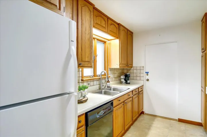 2204 Monterey Avenue, Santa Clara, California 95051