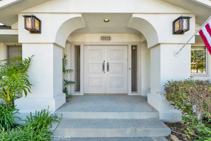 10115 Donna Avenue, Northridge, California 91324