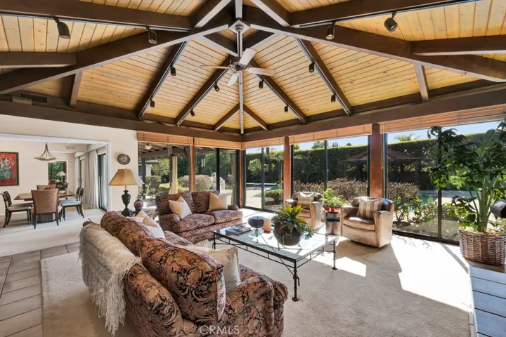 10115 Donna Avenue, Northridge, California 91324