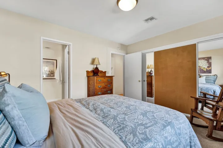 10115 Donna Avenue, Northridge, California 91324