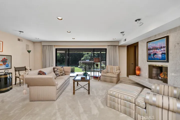 10115 Donna Avenue, Northridge, California 91324