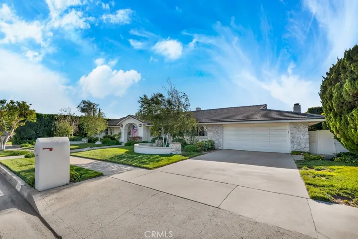 10115 Donna Avenue, Northridge, California 91324