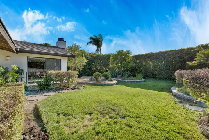 10115 Donna Avenue, Northridge, California 91324