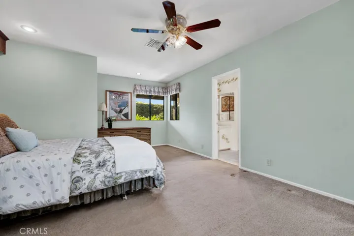 10115 Donna Avenue, Northridge, California 91324
