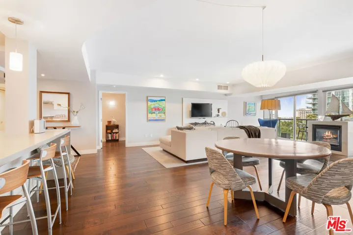 13600 Marina Pointe Drive 812, Marina Del Rey, California 90292