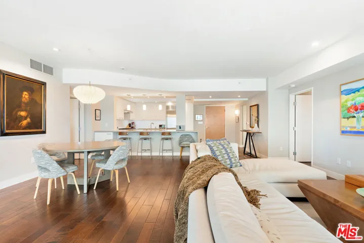 13600 Marina Pointe Drive 812, Marina Del Rey, California 90292