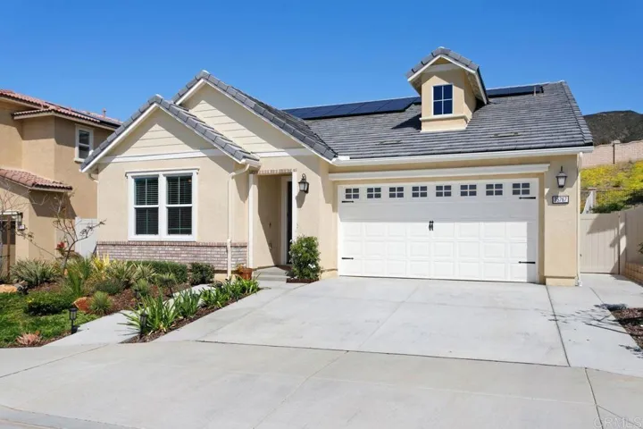 35767 Garrano Lane, Fallbrook, California 92028