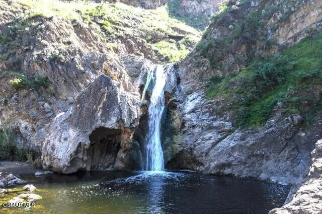 Paradise Falls Wildwood Park
