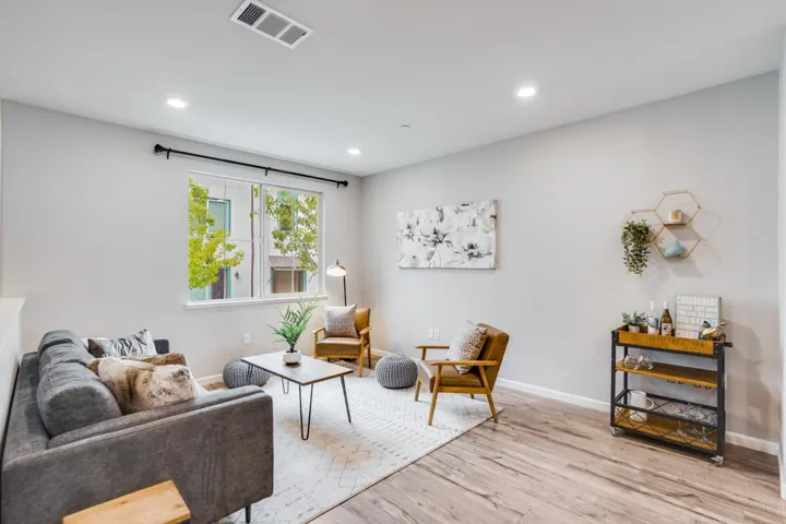 186 William Manly Street 5, San Jose, California 95136