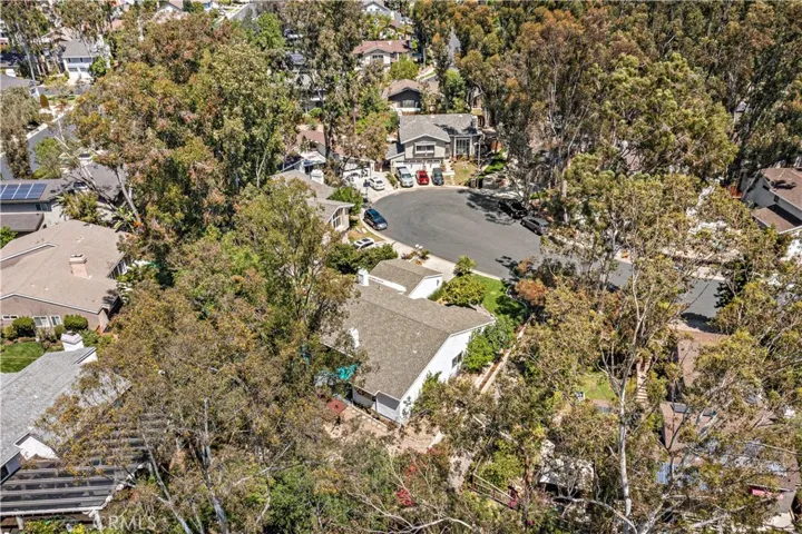 25106 Sleepy Hollow Terrace, Lake Forest, California 92630