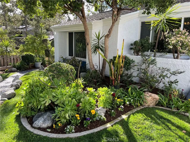 25106 Sleepy Hollow Terrace, Lake Forest, California 92630