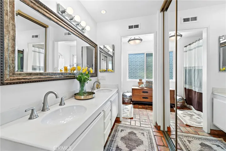 25106 Sleepy Hollow Terrace, Lake Forest, California 92630