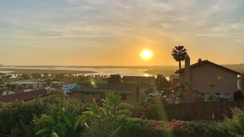 2902 Denver Street, San Diego, California 92117