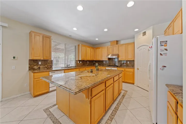 29616 Baker Ln, Murrieta, California 92563