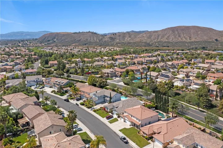 29616 Baker Ln, Murrieta, California 92563