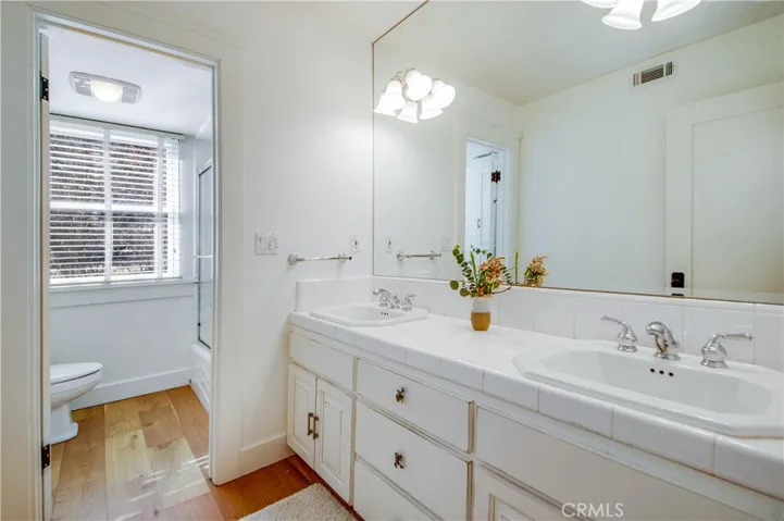 28216 N Shore Road, Lake Arrowhead, California 92352