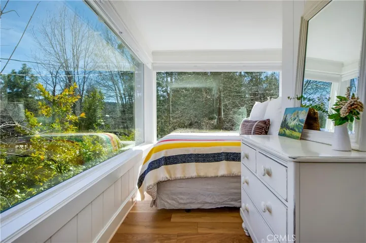 28216 N Shore Road, Lake Arrowhead, California 92352