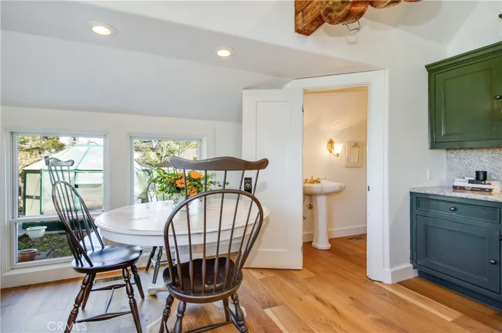 28216 N Shore Road, Lake Arrowhead, California 92352