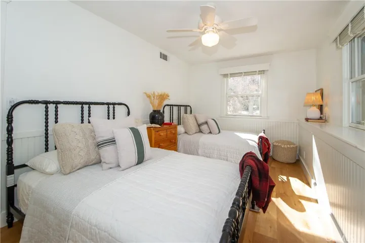 28216 N Shore Road, Lake Arrowhead, California 92352
