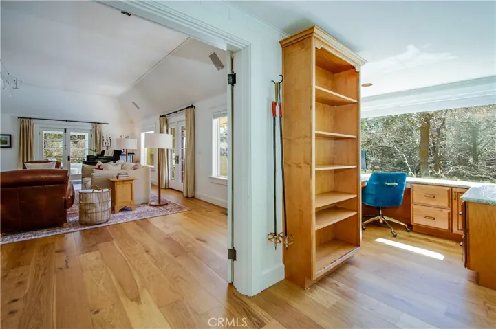 28216 N Shore Road, Lake Arrowhead, California 92352