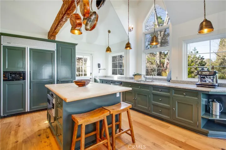28216 N Shore Road, Lake Arrowhead, California 92352