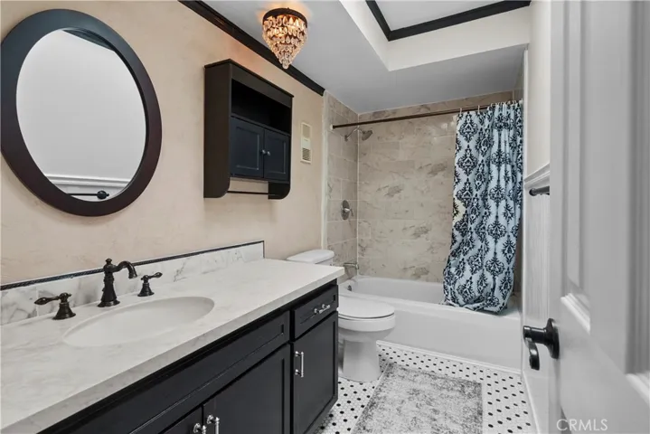 10150 Reseda Boulevard 7, Northridge, California 91324