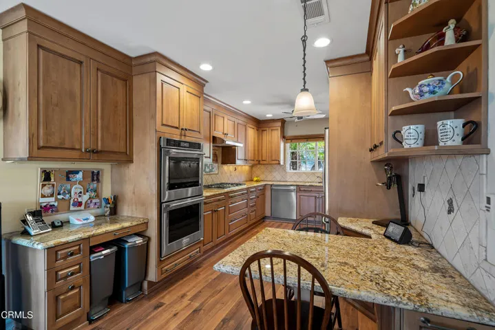 440 N Loop MLS-24