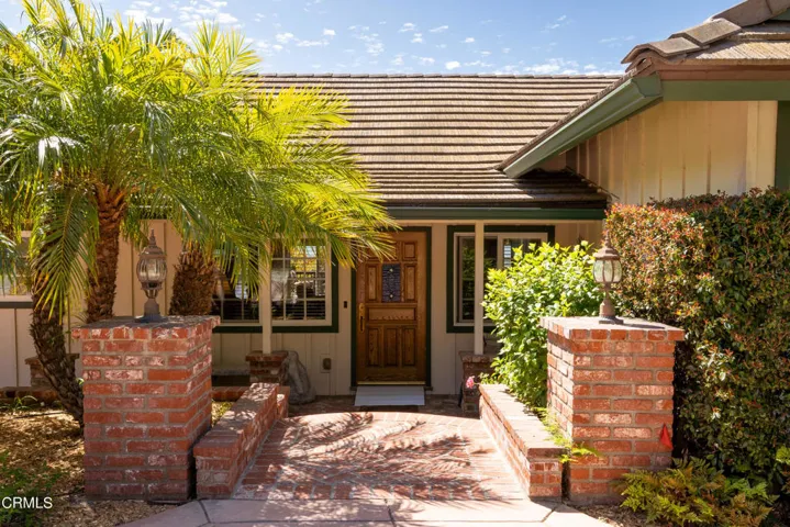 440 N Loop MLS-14