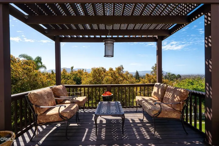 440 N Loop MLS-37