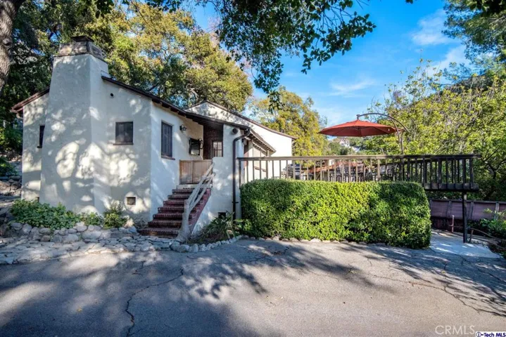 2980 Edmonton Road, Glendale, California 91206